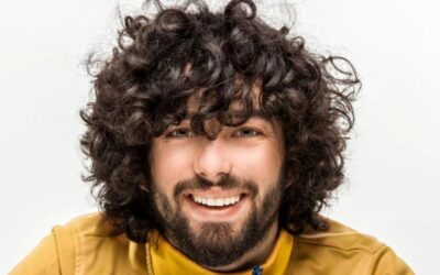 9 Best Frizzy Hairstyle Ideas For Men