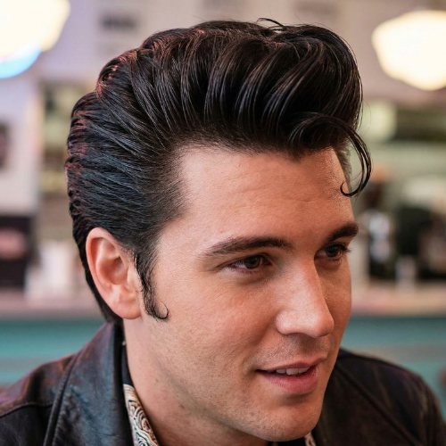 The-Classic-Pompadour-hairstyle